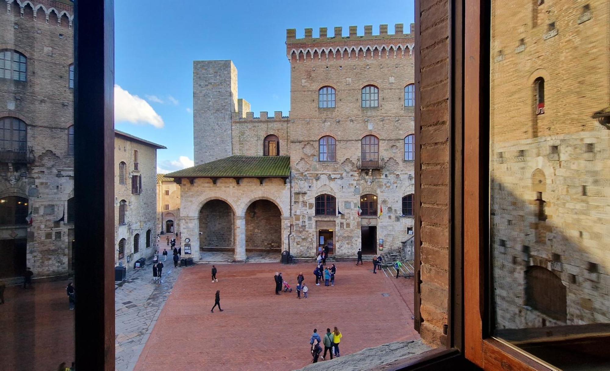 Sangi Studio Apartment - With Amazing View Of The Duomo San Gimignano Bagian luar foto